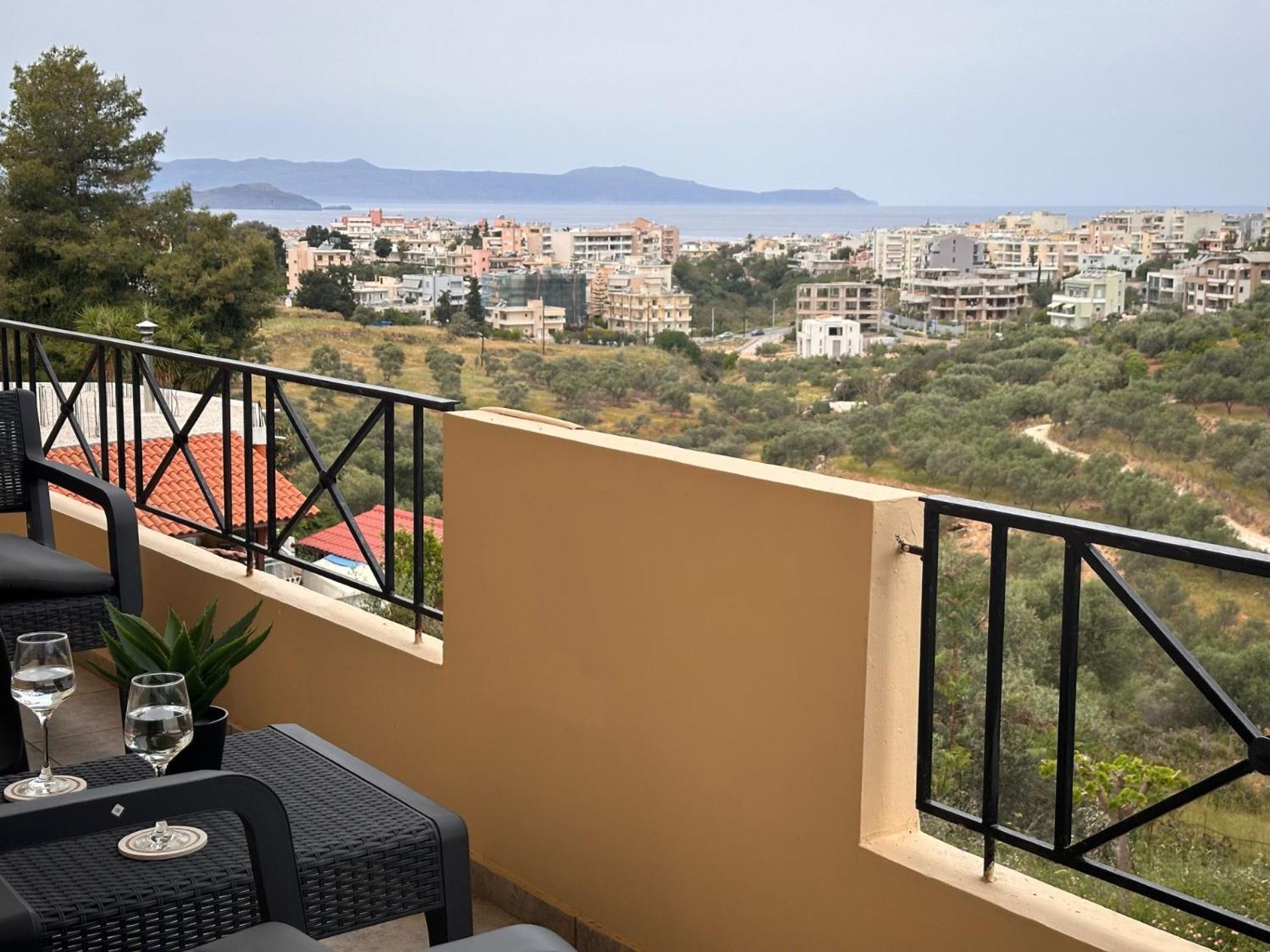 Kds Overlooking Chania La Canea Esterno foto