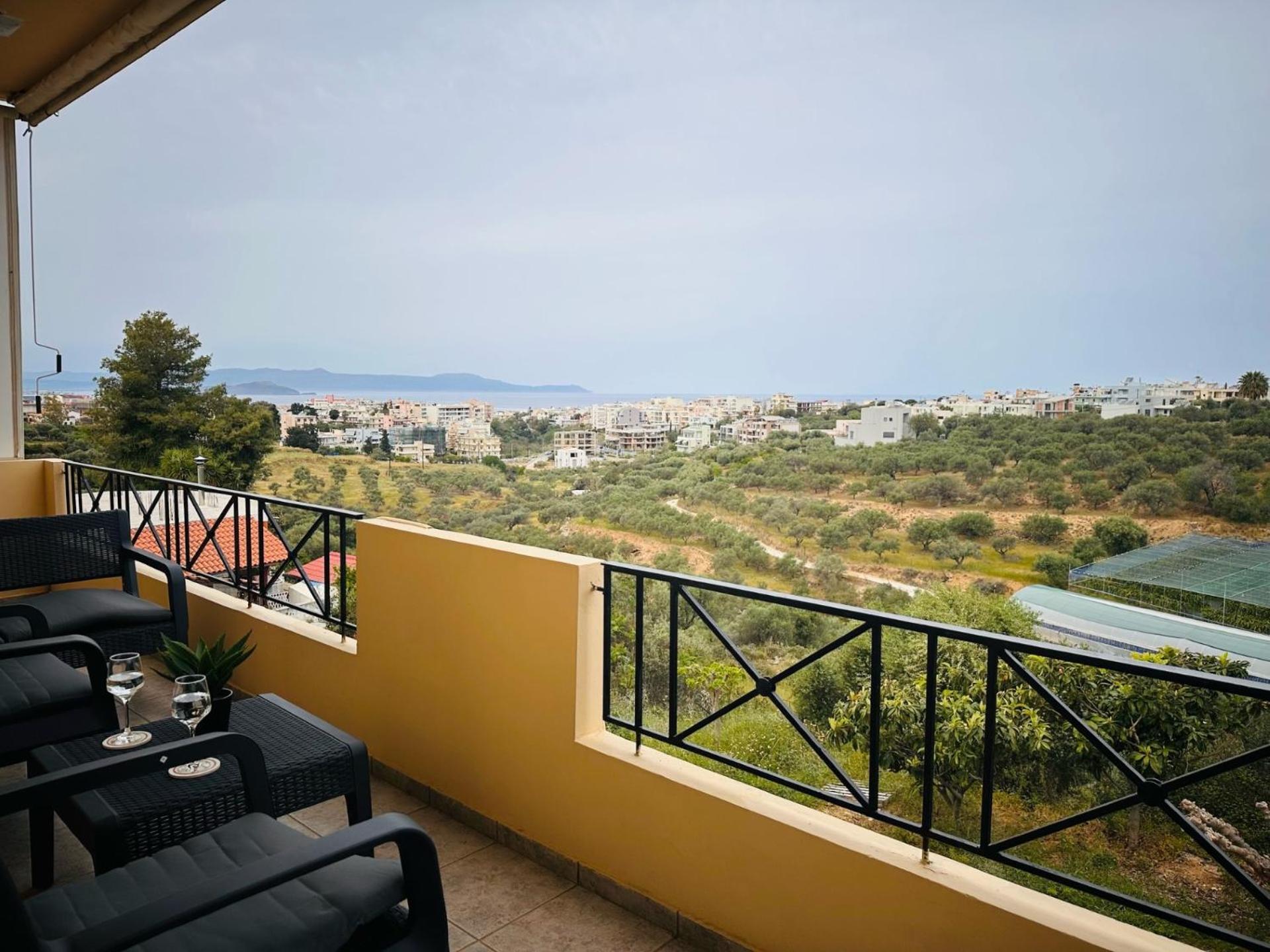 Kds Overlooking Chania La Canea Esterno foto