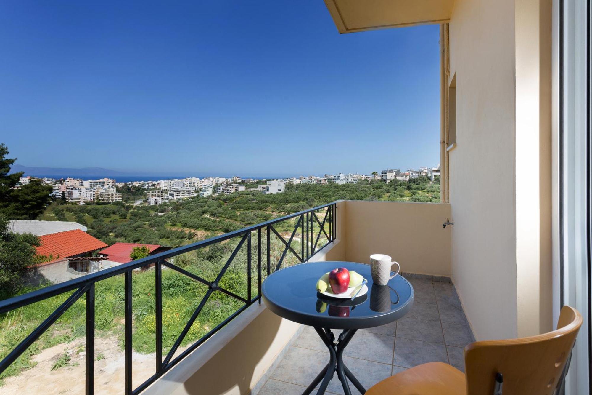 Kds Overlooking Chania La Canea Esterno foto